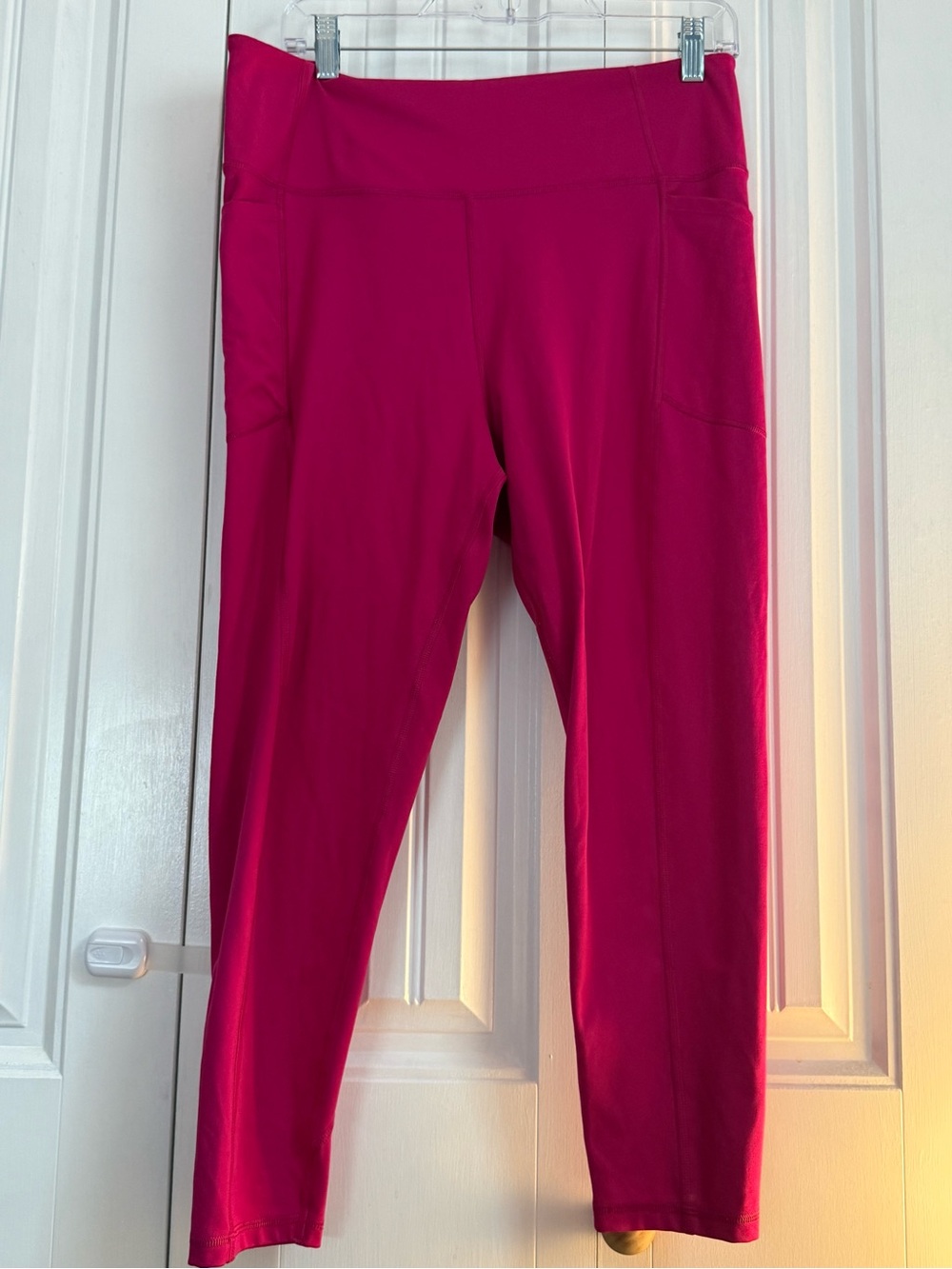 Victoria’s Secret Knockout High-Waist Active Leggings